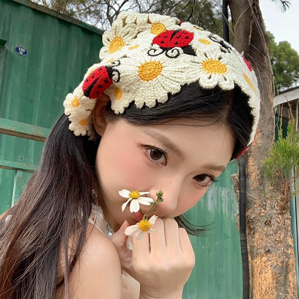 Photography Triangle - Korean Sweet Cute Handmade Crochet Hollow