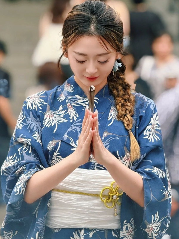 New Traditional Japanese Kimon - Photography Online recension och pris