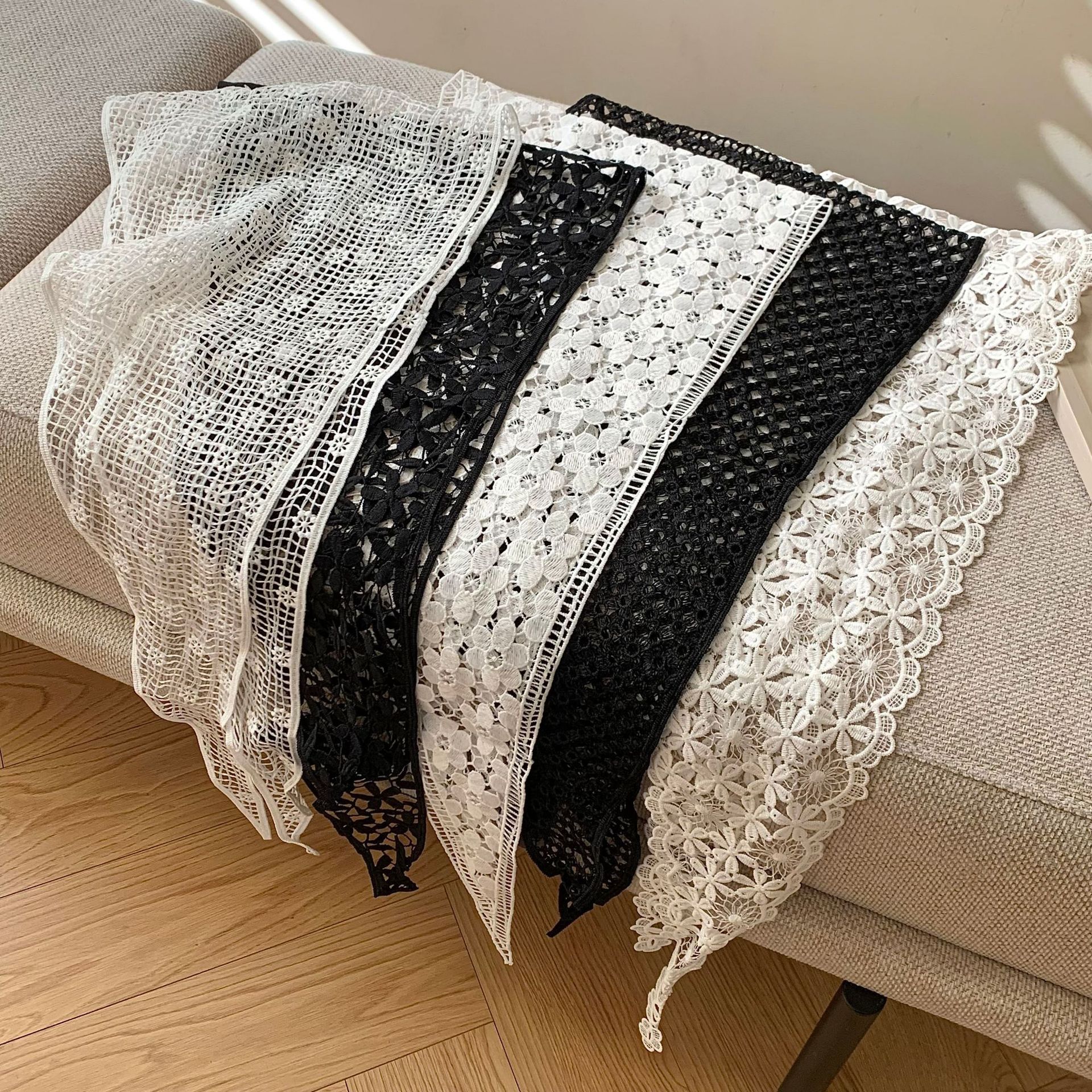 New Korean Lace Triangle Scarf - Photography Triangle recension och pris