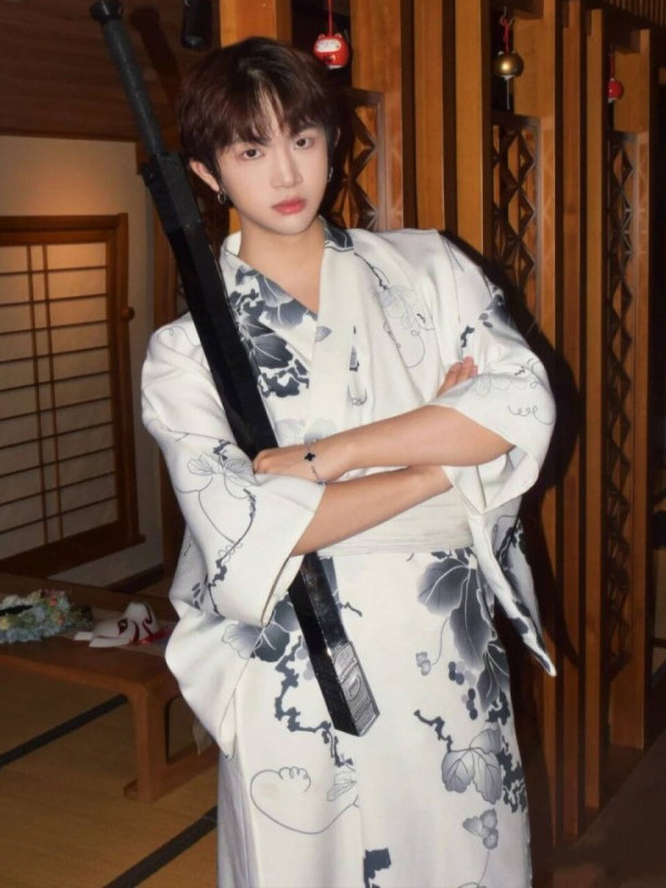 Traditional Men's Kimono Set F - Photography Online recension och pris